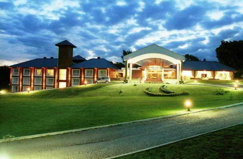 Howard Johnson Hotel & Spa Villa General Belgrano Exterior foto